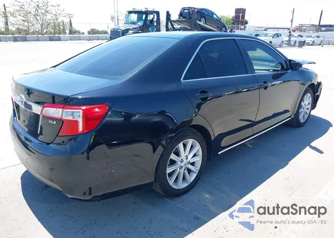 2013 Toyota Camry Xle z USA, uszkodzony, nr VIN 4T4BF1FKXDR326779